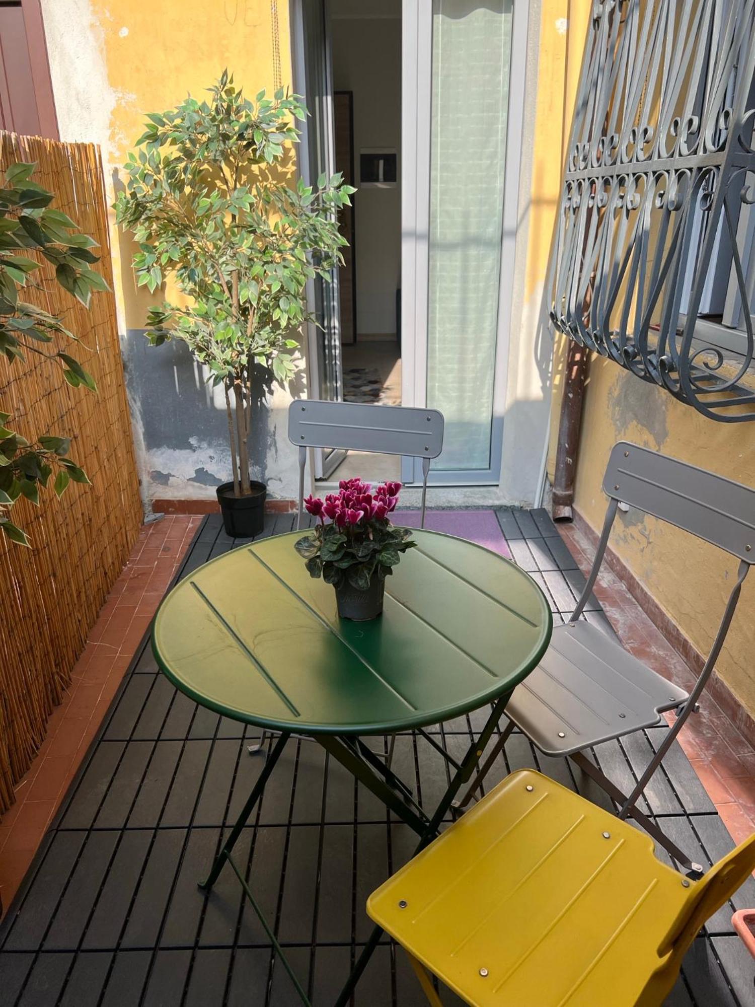 La Casa Di Matilde - Navigli Apartments มิลาน ภายนอก รูปภาพ