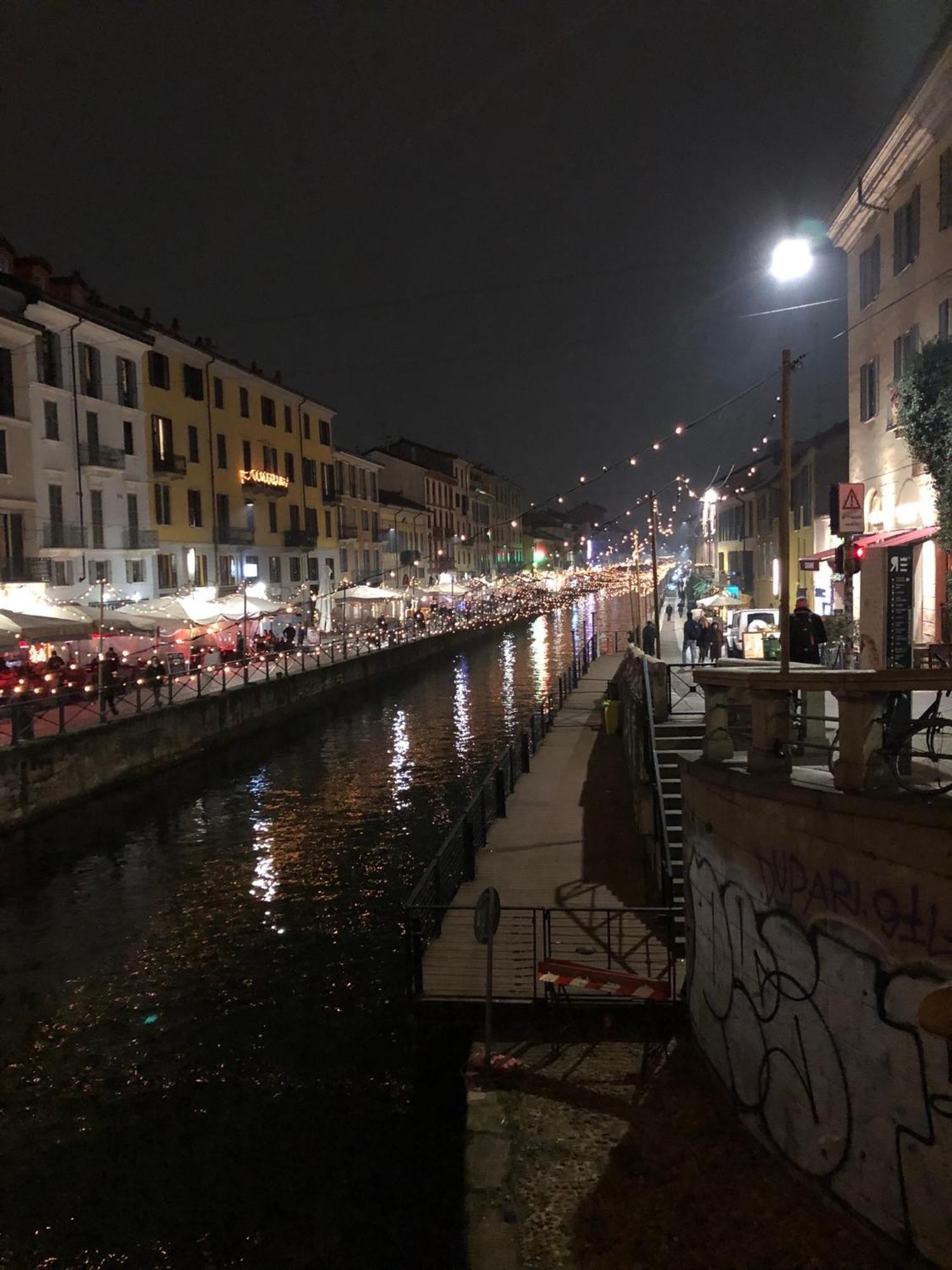 La Casa Di Matilde - Navigli Apartments มิลาน ภายนอก รูปภาพ