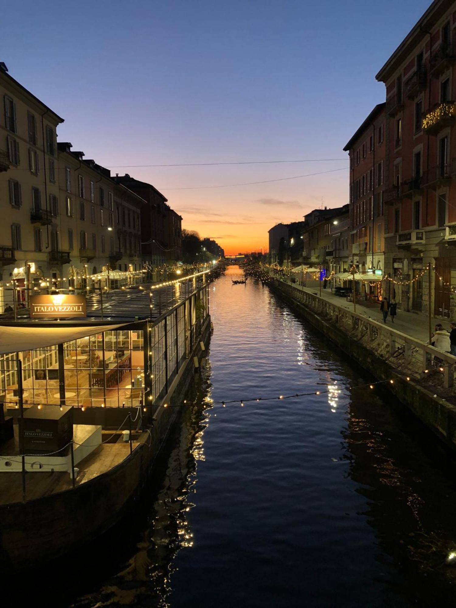 La Casa Di Matilde - Navigli Apartments มิลาน ภายนอก รูปภาพ