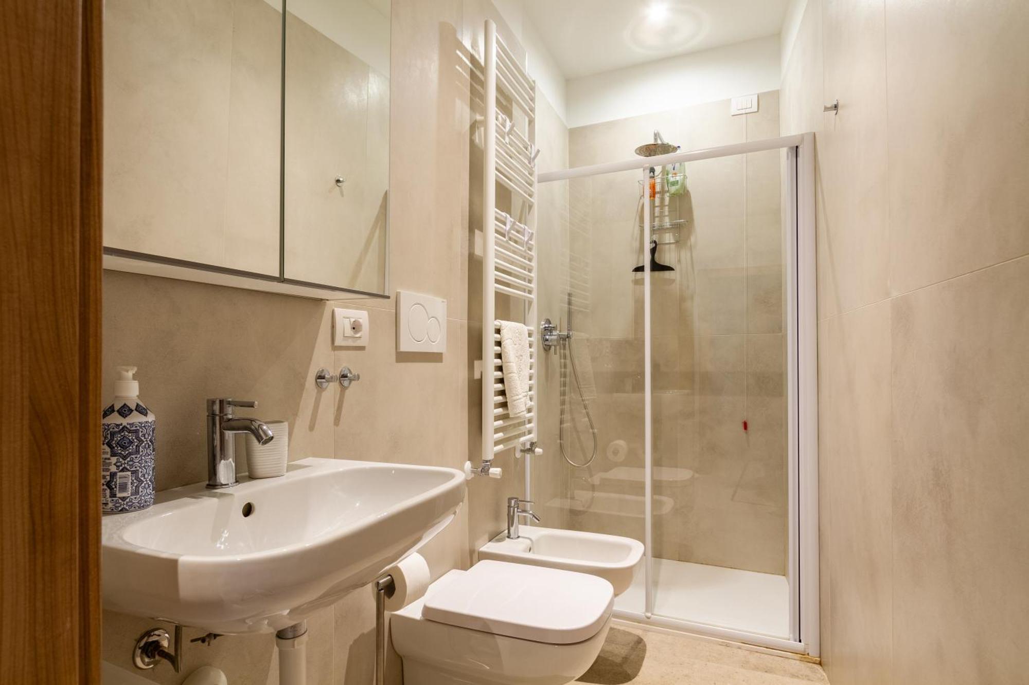 La Casa Di Matilde - Navigli Apartments มิลาน ภายนอก รูปภาพ